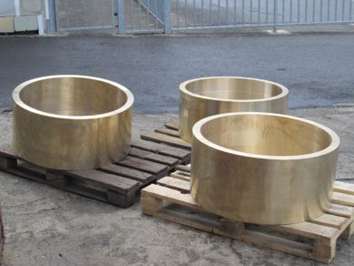 ÚDRŽBA, SERVIS (kluzná bronzová pouzdra)