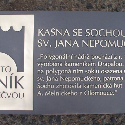 Pamětní desky (108)